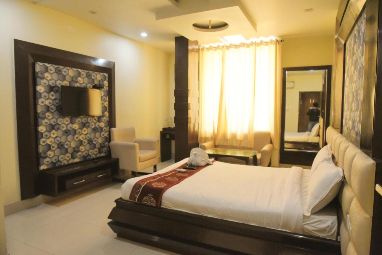 Hotel Vitthal International, Prayagraj Аллахабад Экстерьер фото